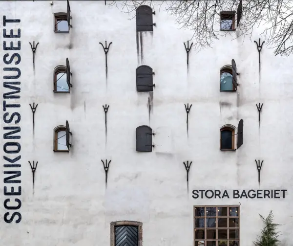 Kronobageriets fasad, byggnaden där Scenkonstmuseet ligger.