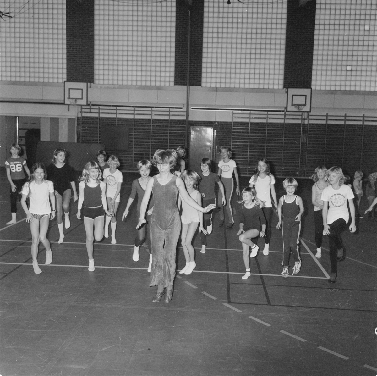 Gymnastik i Tierp, Uppland - Upplandsmuseet / DigitaltMuseum